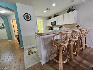 Welcome to this beautifully maintained, fully furnished - photo 15