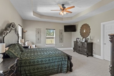 Welcome to your like-new 2023-built home! This pristine - photo 15