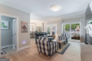 Exquisitely renovated 4BR/3.5BA home with bonus room in Reynolds - photo 16