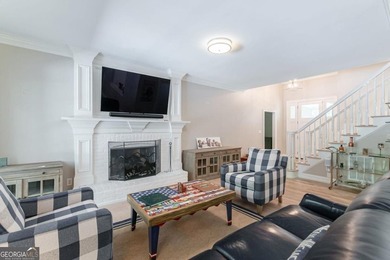 Exquisitely renovated 4BR/3.5BA home with bonus room in Reynolds - photo 18