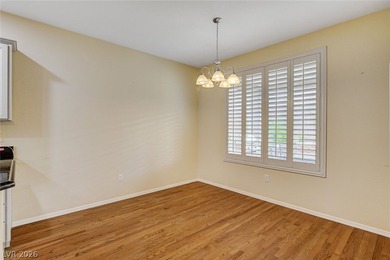 Welcome to the beautifully upgraded *Amber* model home in the - photo 8