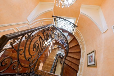 2555 West Street, Brooklyn, NY - Luxury 6-Bedroom Home with - photo 20