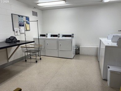 Style, Efficiency and Affordability! Mid-Century Modern building