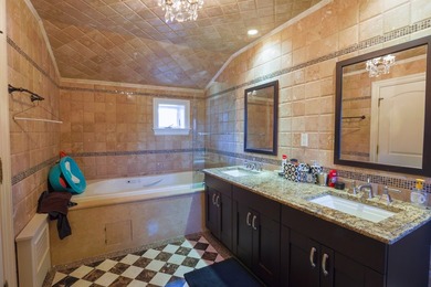 2555 West Street, Brooklyn, NY - Luxury 6-Bedroom Home with - photo 21