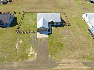Welcome to your like-new 2023-built home! This pristine - photo 24
