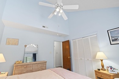 Fully furnished, turnkey one-bedroom, one-bathroom second-floor - photo 30