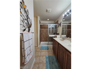 Welcome to this beautifully maintained, fully furnished - photo 31