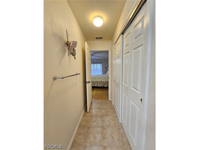 Welcome to this beautifully maintained, fully furnished - photo 32