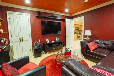 2555 West Street, Brooklyn, NY - Luxury 6-Bedroom Home with - photo 34