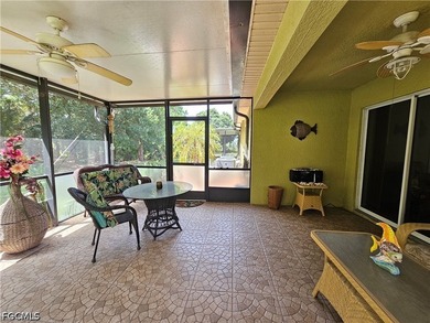 Welcome to this beautifully maintained, fully furnished - photo 39