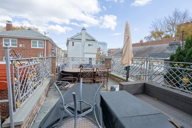 2555 West Street, Brooklyn, NY - Luxury 6-Bedroom Home with - photo 49