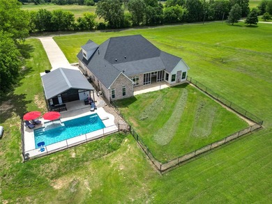 Waterfront living on Lake Fork with 2.84 deeded acres plus 2.28 - photo 4