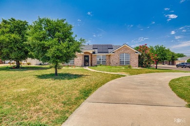 Welcome home to 1724 Edmund Blvd, where thoughtful design meets - photo 2