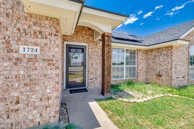 Welcome home to 1724 Edmund Blvd, where thoughtful design meets - photo 6