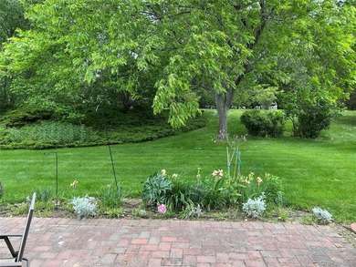 Welcome to easy living in this beautiful 3-bedroom, 2.5-bath - photo 20