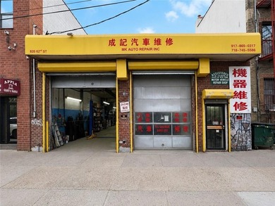 Excellent opportunity to own a 4,000 SF commercial garage / flex - photo 2