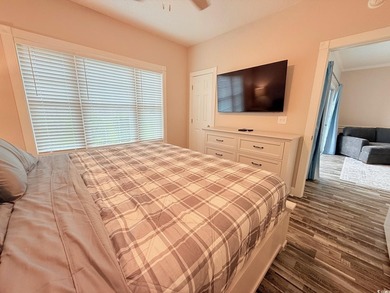 Fully Remodeled, First Floor, Corner End Unit with a Private One - photo 23