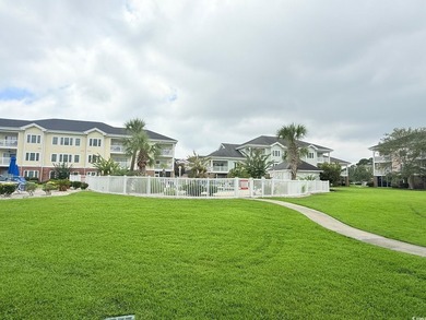 Fully Remodeled, First Floor, Corner End Unit with a Private One - photo 28