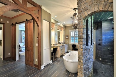 Elegant Entertaining Estate in the Country Club of Ocala. Set on - photo 31