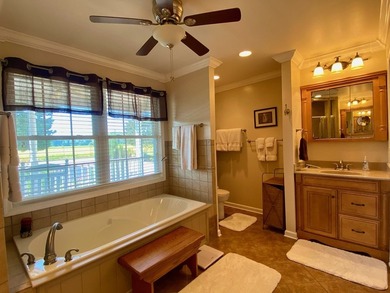 Immaculate waterfront house on protected Gardner Creek, 1/4 mile - photo 34