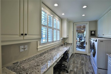 Elegant Entertaining Estate in the Country Club of Ocala. Set on - photo 39