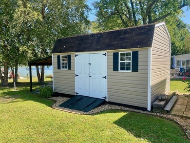Immaculate waterfront house on protected Gardner Creek, 1/4 mile - photo 42