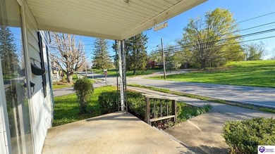 Charming 1945 home with modern updates and move-in ready! This - photo 3