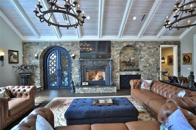 Elegant Entertaining Estate in the Country Club of Ocala. Set on - photo 47