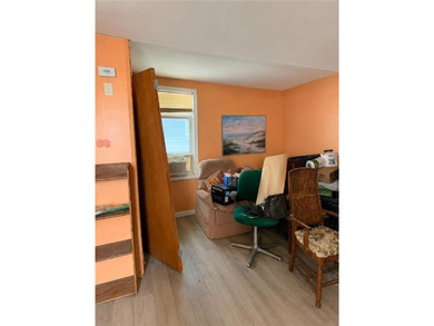 Level 1: Living Room (LR), Bedroom (BR), Full Bath, Eat-In - photo 3