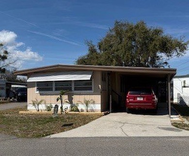This 1974 RITZ home has 2 Bedrooms and 1.5 Baths and a bonus - photo 1