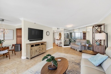 Gorgeous ocean views from this beautifully renovated unit. Walk - photo 7
