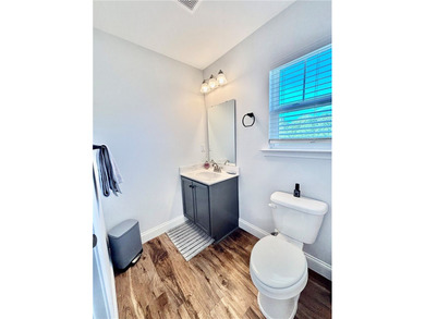 Sellers are offering a 1-year home warranty for added peace of - photo 28
