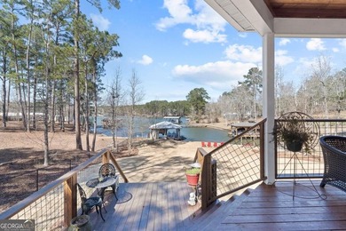 If the lake is calling your name - this is a home you'll - photo 31