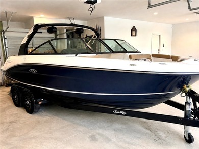 Sellers are offering a 1-year home warranty for added peace of - photo 35