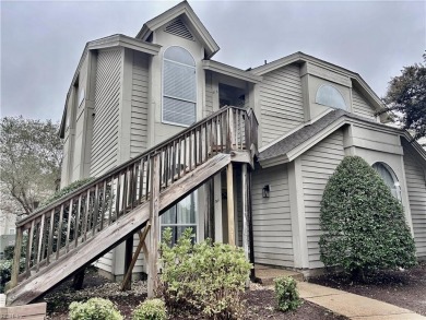 Lake Condo For Sale in Chesapeake, Virginia