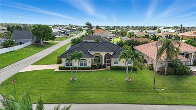WELCOME TO A SUN-DRENCHED RETREAT IN ONE OF CAPE CORAL'S MOST - photo 5