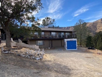 Lake Home For Sale in Lake Isabella, California