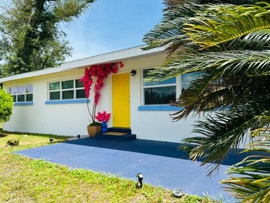 Renovated 3BR/2BA home on a spacious 0.28 acre lot in a quiet - photo 1
