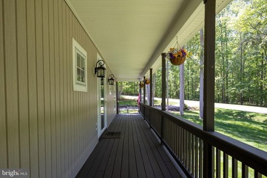 Beautifully maintained MOVE-IN READY Lake Anna water-access - photo 12
