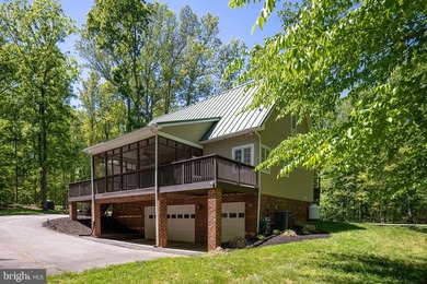 Beautifully maintained MOVE-IN READY Lake Anna water-access - photo 13