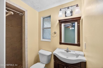 Welcome to 1411 Sharonwood Ln, a standout Jacksonville gem in - photo 19