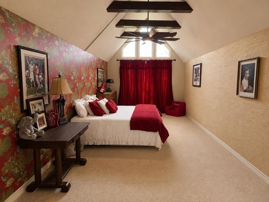 Welcome to luxury living at its finest. This stunning 5-bedroom - photo 20