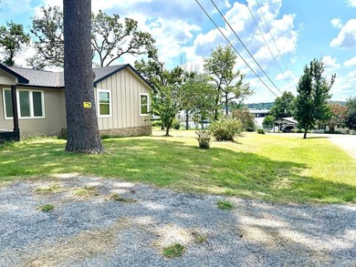Price drop!!! Lakeview Gem w/ Private Lake Access (Lake - photo 2