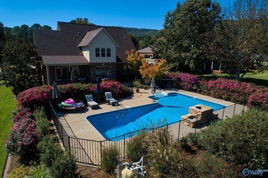 New Price! Recent appraisal amount of $950,000. Water front - photo 3