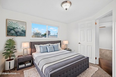 Welcome to 1411 Sharonwood Ln, a standout Jacksonville gem in - photo 24