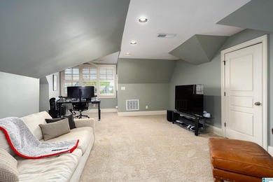 Stately home in highly desirable Boulder Lake sector of Liberty - photo 29