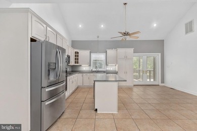 Beautifully maintained MOVE-IN READY Lake Anna water-access - photo 30