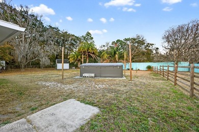 Welcome to 1411 Sharonwood Ln, a standout Jacksonville gem in - photo 33