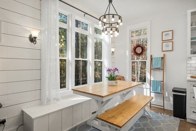 Stunning Craftsman Farmhouse in the Gated Community of Thirteen - photo 34