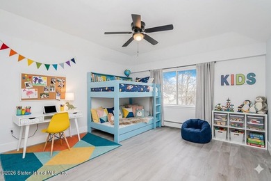 Fully Renovated Townhouse Near Forest Ave - Building size 14x42 - photo 9